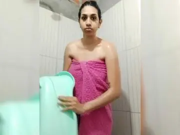 TUCHICA26  live sex cam