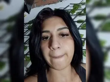 TUCHICA26  live sex cam