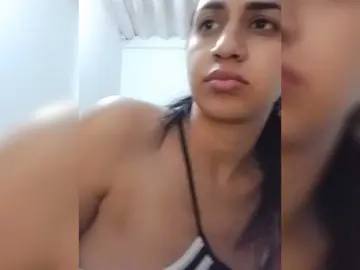 TUCHICA26  live sex cam