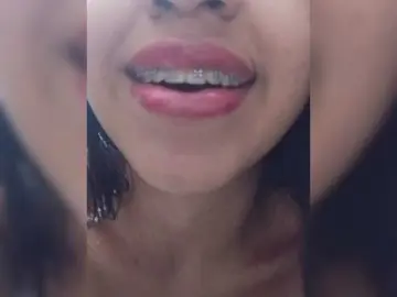 TUCHICA26  live sex cam