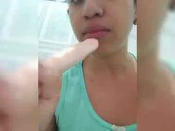 TUCHICA26  live sex cam