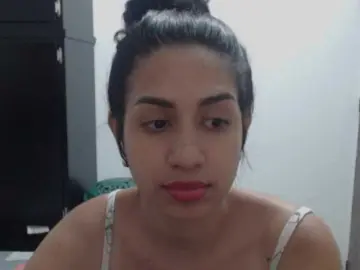 TUCHICA26  live sex cam