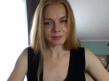 Tina45516  live sex cam