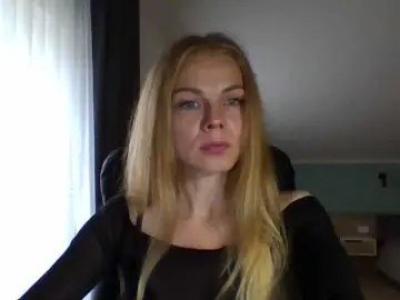 Tina45516  live sex cam