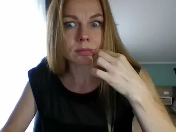 Tina45516  live sex cam