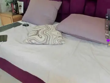 Amina-west  live sex cam