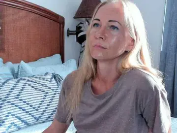 Sweet-doll-20  live sex cam
