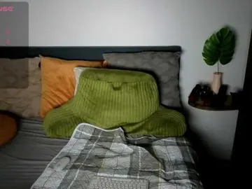 1sweetasian  live sex cam