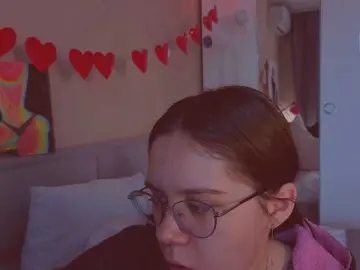 Female-Jesus  live sex cam