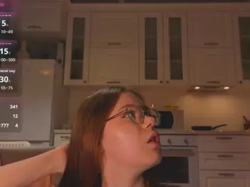 Female-Jesus  live sex cam