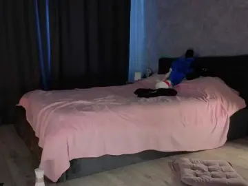 Female-Jesus  live sex cam
