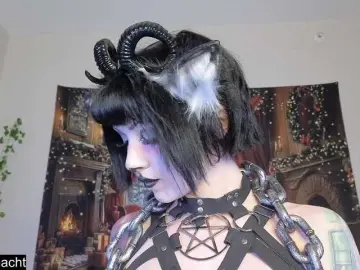 Iveyandjames  live sex cam