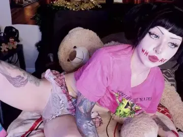 Iveyandjames  live sex cam
