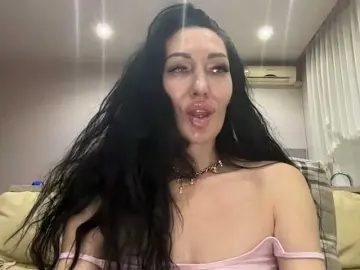 KorolevaQween000  live sex cam