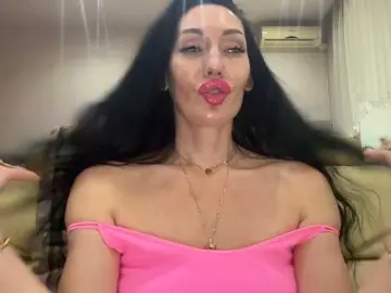 KorolevaQween000  live sex cam