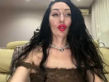KorolevaQween000  live sex cam