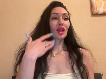 KorolevaQween000  live sex cam