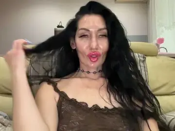 KorolevaQween000  live sex cam