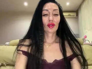 KorolevaQween000  live sex cam