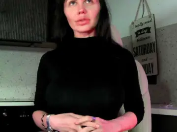 Mashulya29  live sex cam