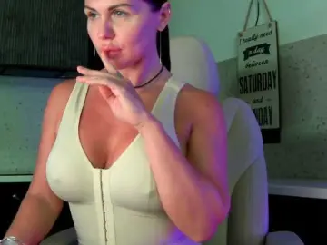Mashulya29  live sex cam