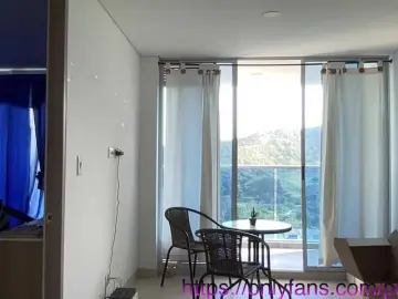 RevySadashiTrue  live sex cam