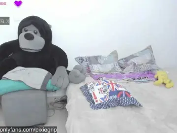 RevySadashiTrue  live sex cam