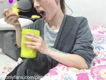 RevySadashiTrue  live sex cam