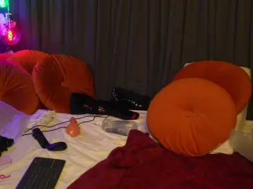 Lacie-le-beauty  live sex cam