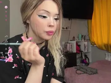 Miacusy  live sex cam