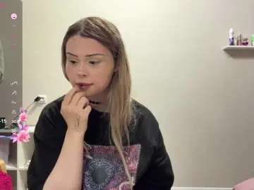Miacusy  live sex cam