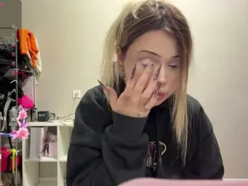 Miacusy  live sex cam