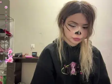 Miacusy  live sex cam