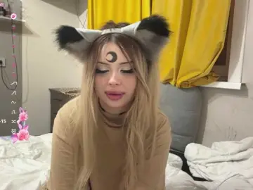 Miacusy  live sex cam