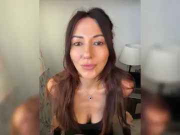 AnnaMilena  live sex cam