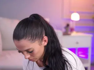 EllyLynne  live sex cam