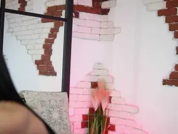 MaraJolie  live sex cam