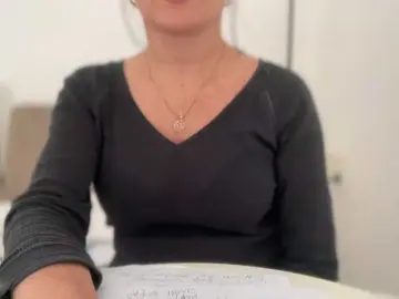 WhisperHeart  live sex cam