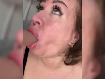 Anyuta1212  live sex cam