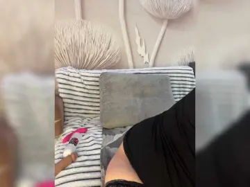 Anyuta1212  live sex cam