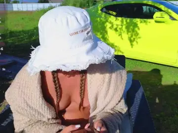 Misss-vikki  live sex cam