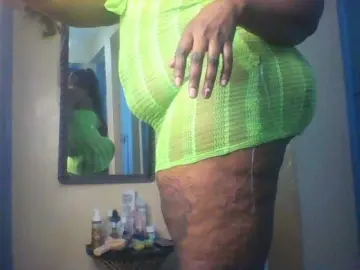Bigbooty-1  live sex cam