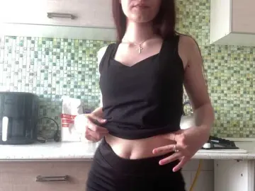 GayeHinaman  live sex cam