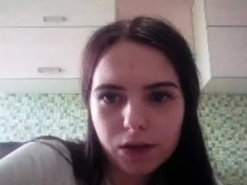 GayeHinaman  live sex cam