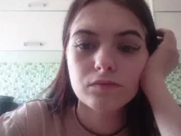 GayeHinaman  live sex cam