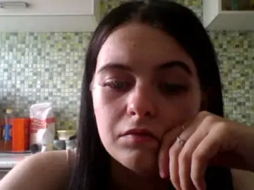 GayeHinaman  live sex cam