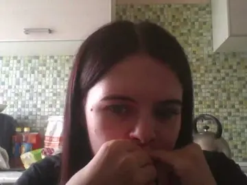 GayeHinaman  live sex cam