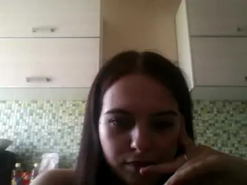 GayeHinaman  live sex cam