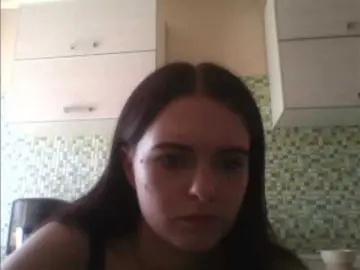 GayeHinaman  live sex cam