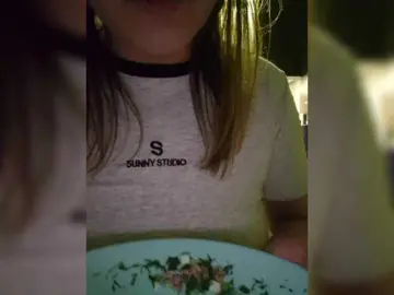 Kira183  live sex cam